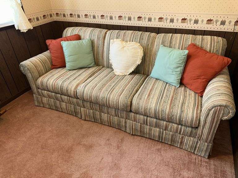 International Furniture 3 cushion hide a bed sofa