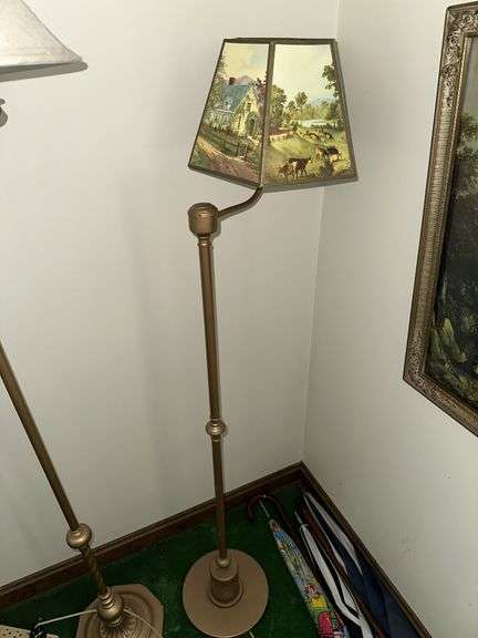 2 floor lamps