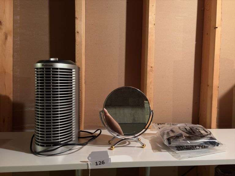 2 mini vacuum attachments, make up mirror, Holmes heater image