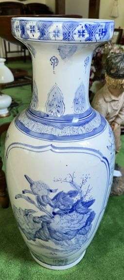 2’ tall Blue and white umbrella stand