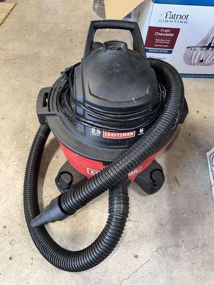 Craftsman 6 gal shop vac with attachments image