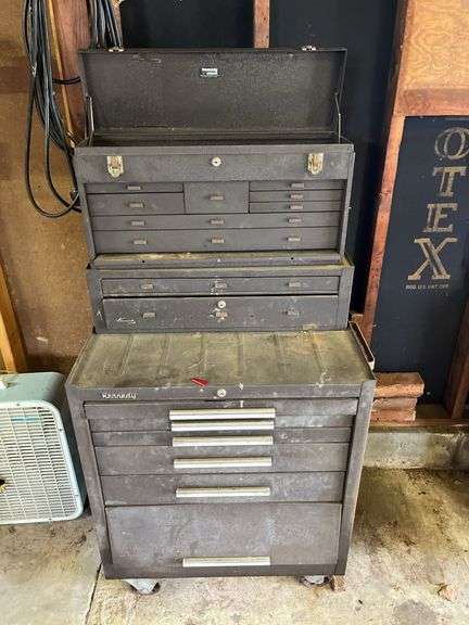 Kennedy machinist tool box & misc tools
