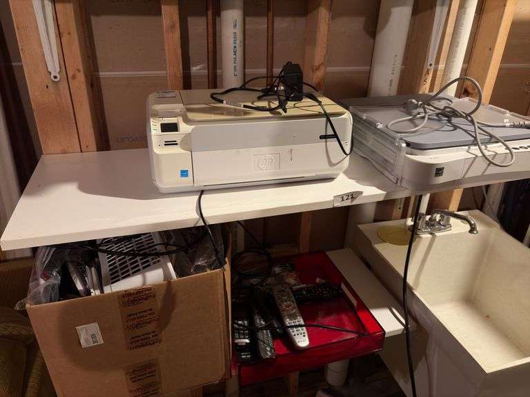 HP all in one, scanner, remotes, misc image