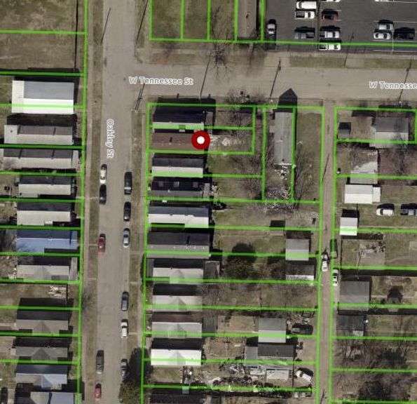 1321 OAKLEY ST -82-06-19-027-044.004-029