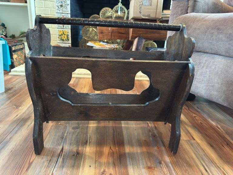 Wooden magazine rack image