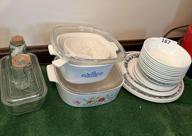 Corelle dishes, baking dishes, refrigerator dishes image