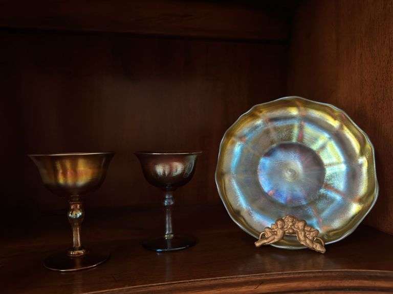 Antique Tiffany Favrile Glass Ruffled Bowl and 2 wine glasses