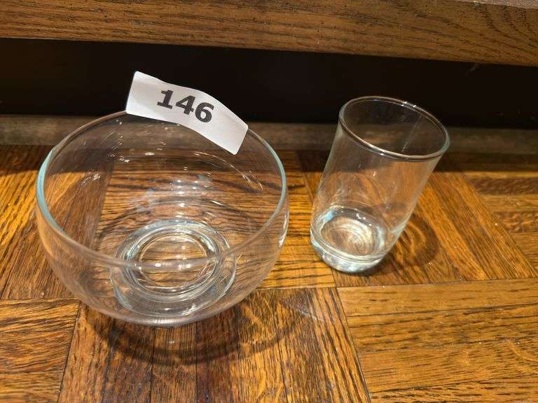 Glasses, divided dish