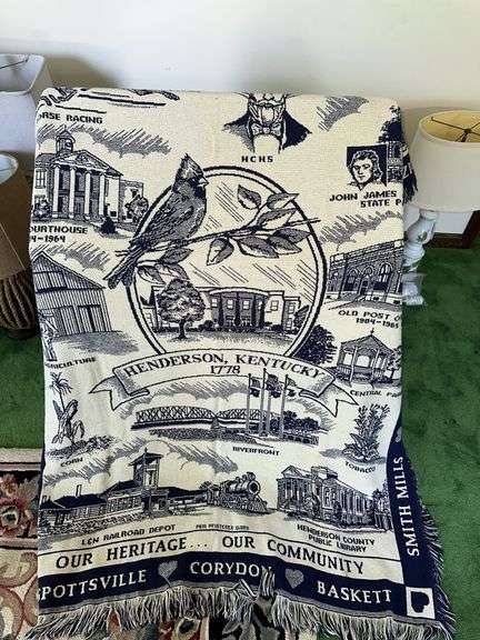 Henderson Ky throw blankets, 4 throw pillows
