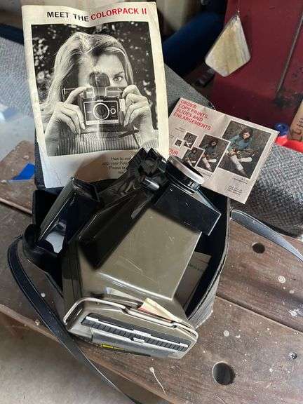 Camera & dart board image
