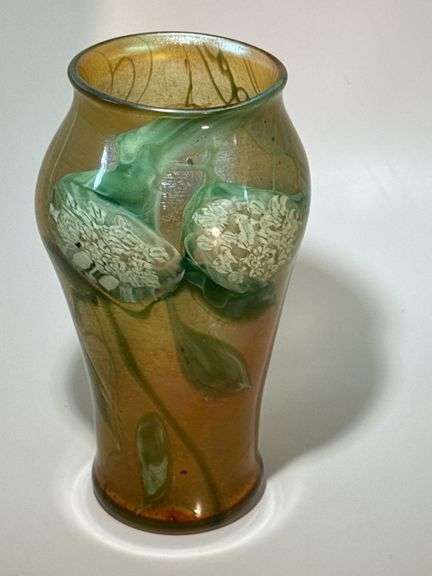 Queen Anne Lace signed paperweight Tiffany vase L.C.T. R2240￼ image