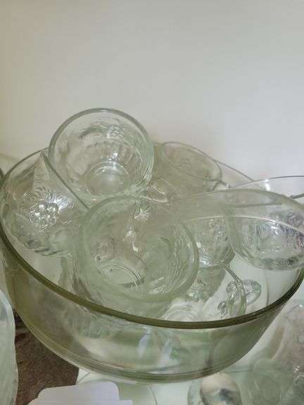 Punch Bowl Set, Clear Glass Bowls