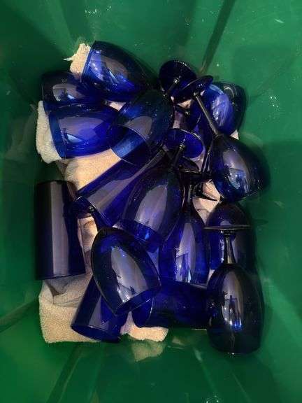 Cobalt blue glassware & 2 plastic tubs