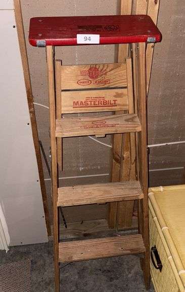 Masterbilt 4’ wood step ladder image