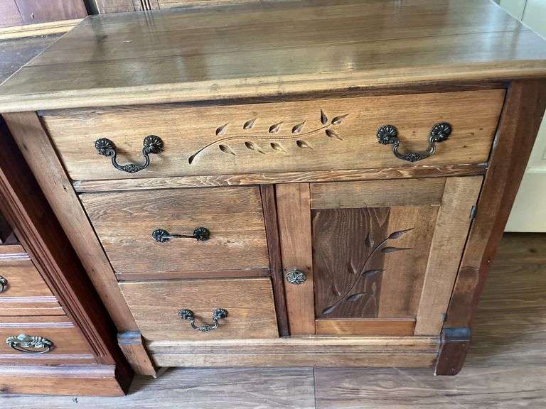 Antique dresser base w/ mirror