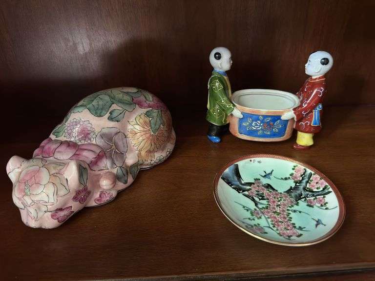 Andrea ceramic figure, hand painted Kutani porcelain collector plate, Japanese planter image