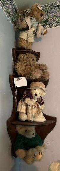 3 tier wooden shelf with bears.  28” l image