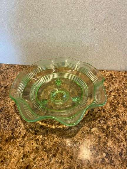 Uranium glass pieces