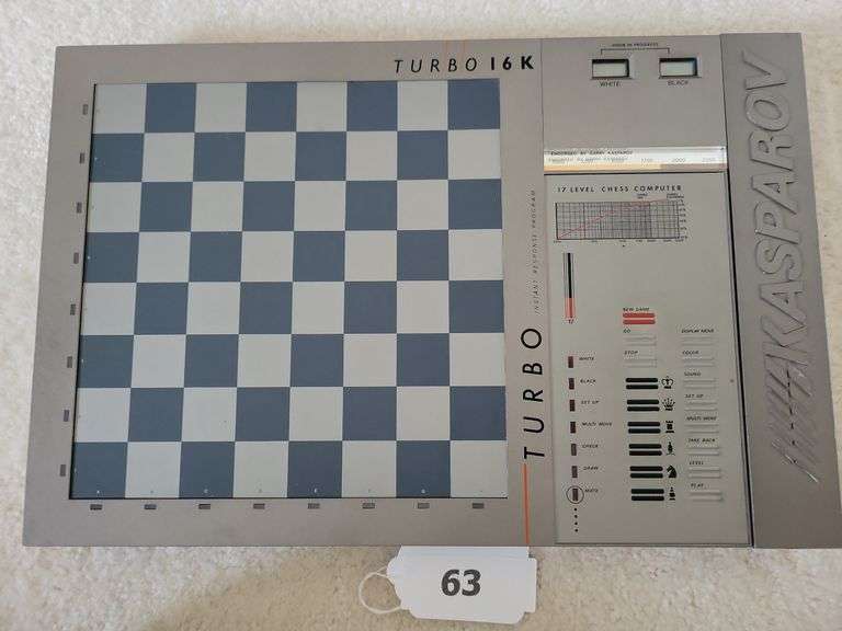 Kasparov Turbo 16K Electronic Chess Set image