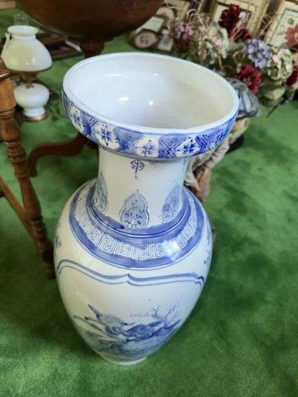 2’ tall Blue and white umbrella stand