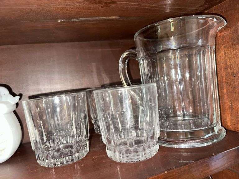 Pitcher and 4 glasses image