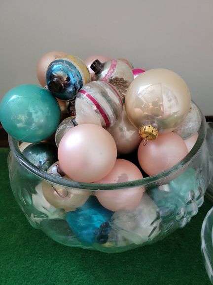 Punch Bowl w/vintage Ornaments, Clear Glass Collection