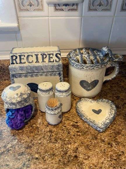 Ceramic pieces sponge and blue hearts design, 4 canisters, grease jar, recipe box, S&P shakers, miscellaneous