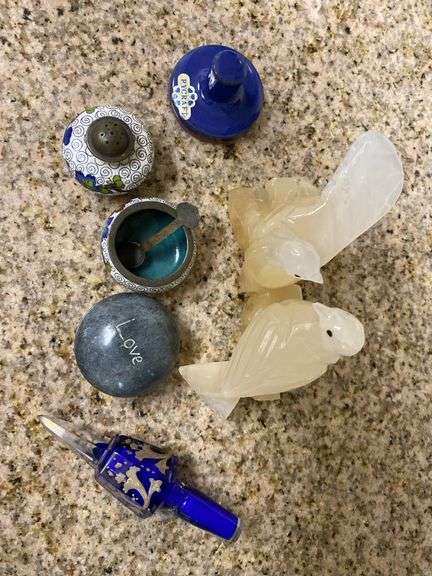 Onyx doves, cookie press, salts, miscellaneous image