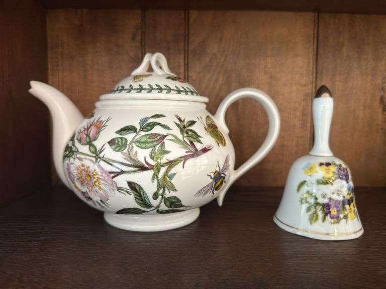 Portmeirion Botanic Garden china teapot & napkin ring, china bell