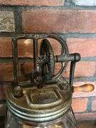Dazey antique 3 qt churn
