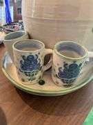 Large MA Hadley dispenser, 5 mugs, 18” platter