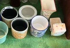 8 vases & planters
