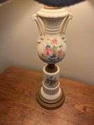 Porcelain 26” table lamp