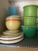 Tupperware and miscellaneous plastic dishes