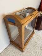 Oak quilt display case 28" x 30" x 15"