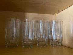 Glasses and coffee cups