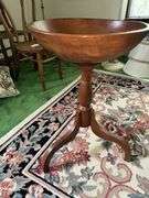 Bowl style stand