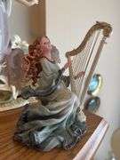 Boyd's Collection angel 5", hand painted angel made in China 12"