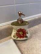 Contents of bathroom