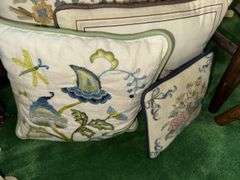 Lot of throw pillows