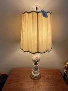 Porcelain 26” table lamp
