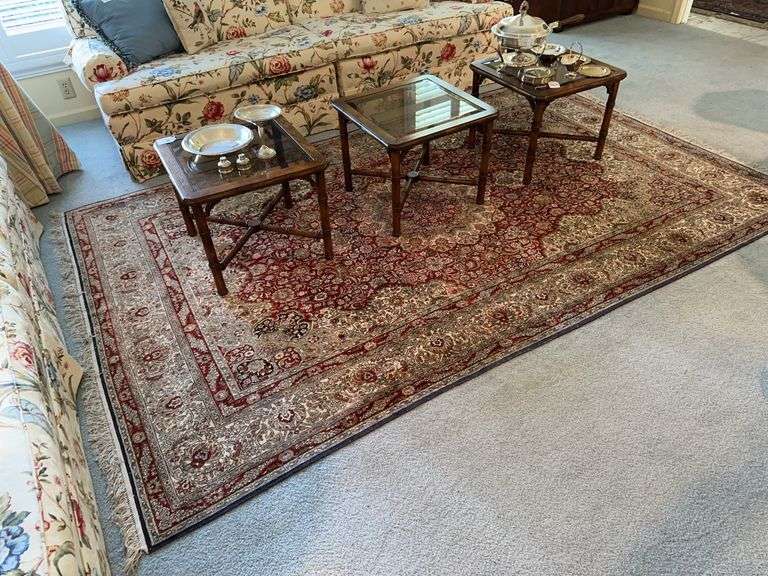 6’ x 10’ woven rug image