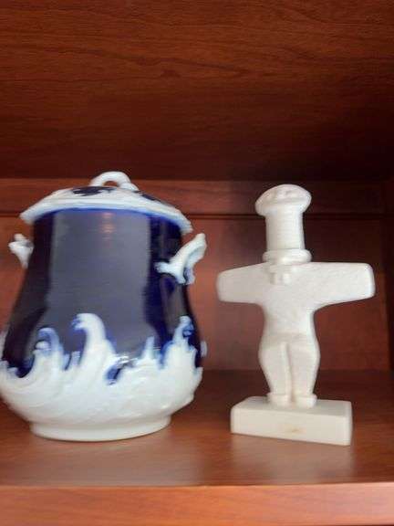 Cycladic Idol Cyprus Cross Figurine Ancient Greek, blue and white covered vase image