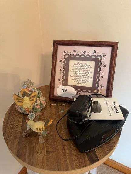 Alarm clock, misc decor image