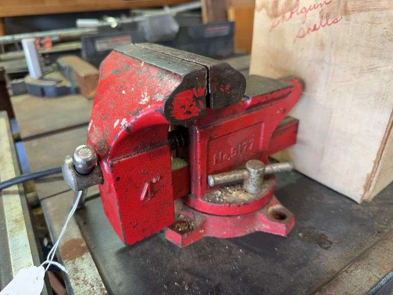 4 inch vice, misc casters image