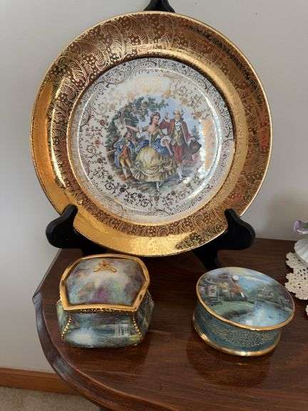2 dresser boxes, collector plate with 22 carat gold trim image