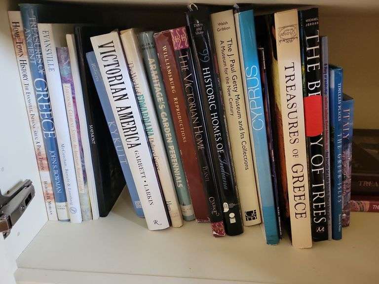Books image