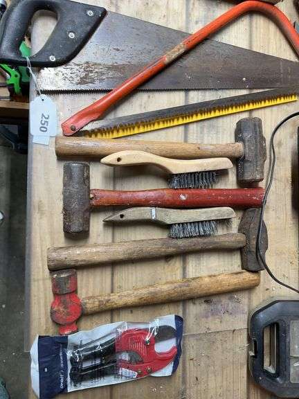 Misc hammers and saws, hose misc image