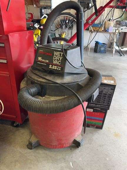 Craftsman 16 gal wet dry vac image