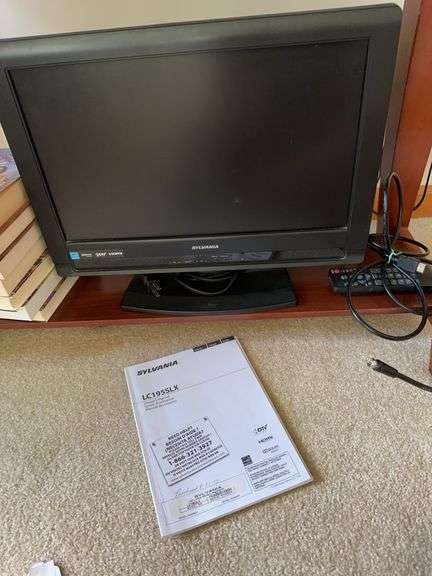 Sylvania LC195SLX 18” TV image